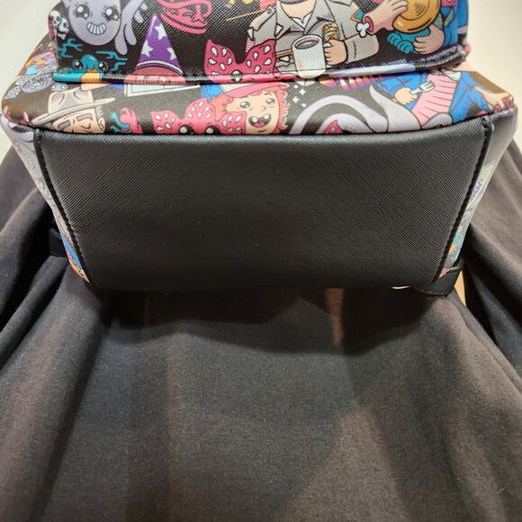 STRANGER THINGS by BIOWORLD  Multi Chibi Characters 12" x 10" x 4" Mini Backpack - Picture 10 of 12